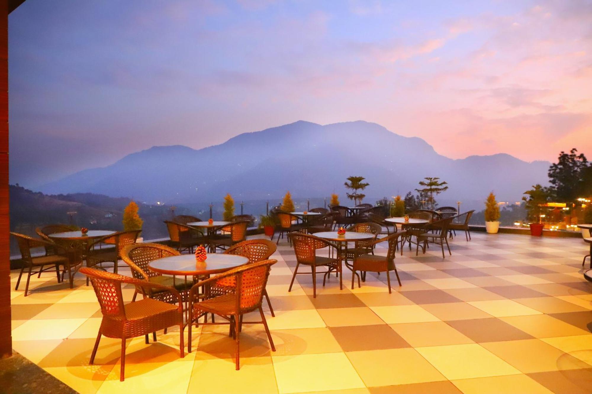 Отель Deventure Shimla Hills Kandaghat Экстерьер фото