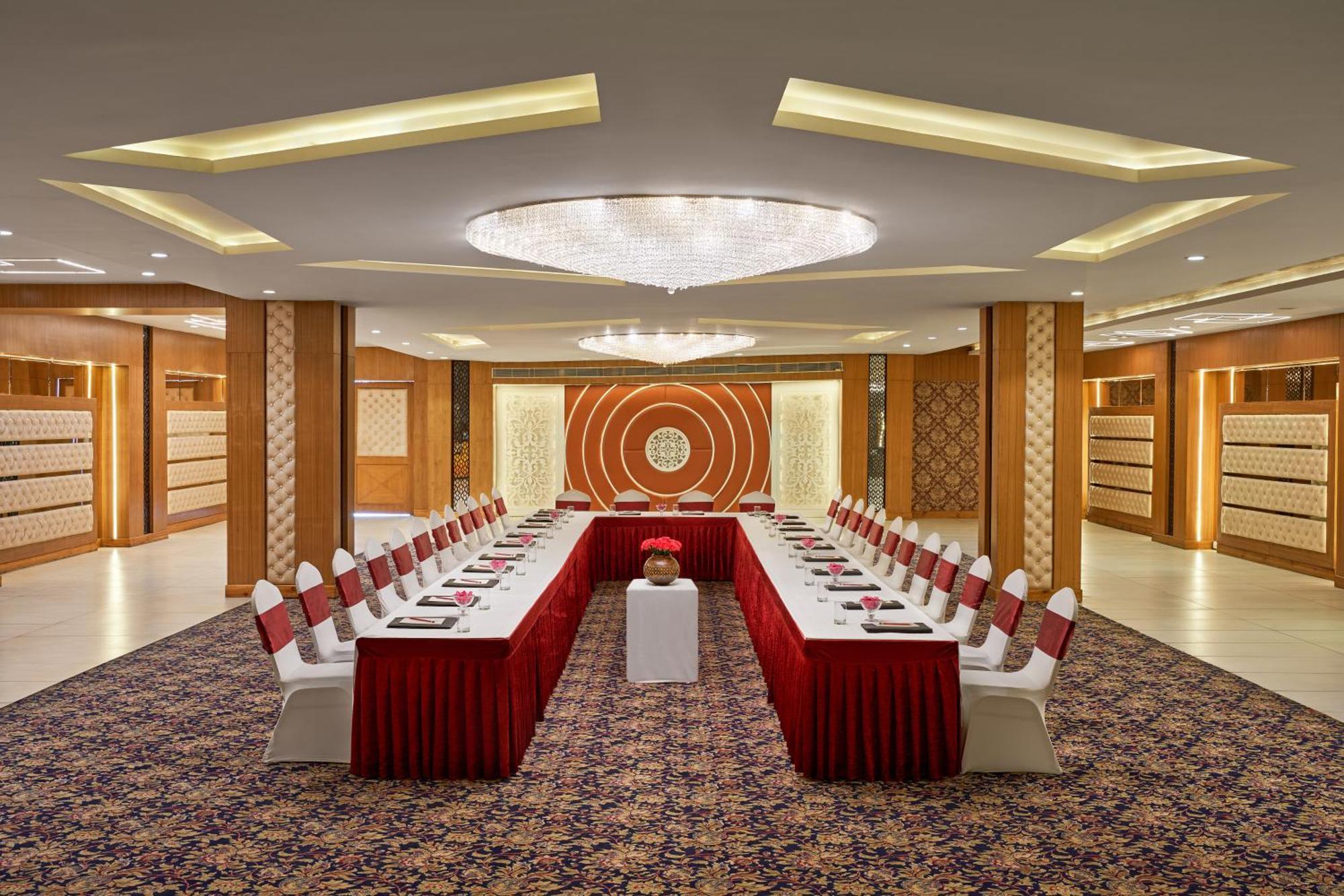 Отель Deventure Shimla Hills Kandaghat Экстерьер фото